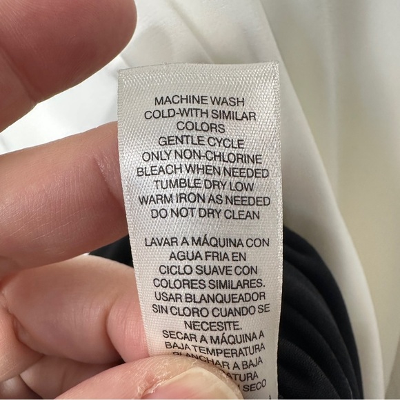 Chico's Sz. 2 (Lg) colorblock maxi dress, stretch, white/black, flowy - Picture 8 of 10